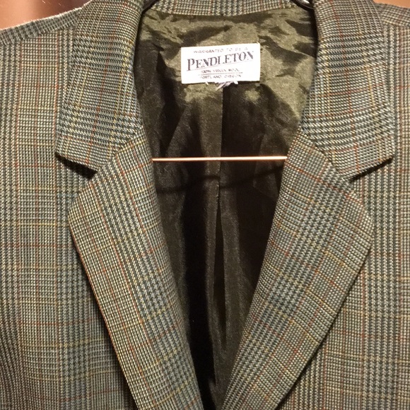 Pendleton Jacket - Picture 3 of 4